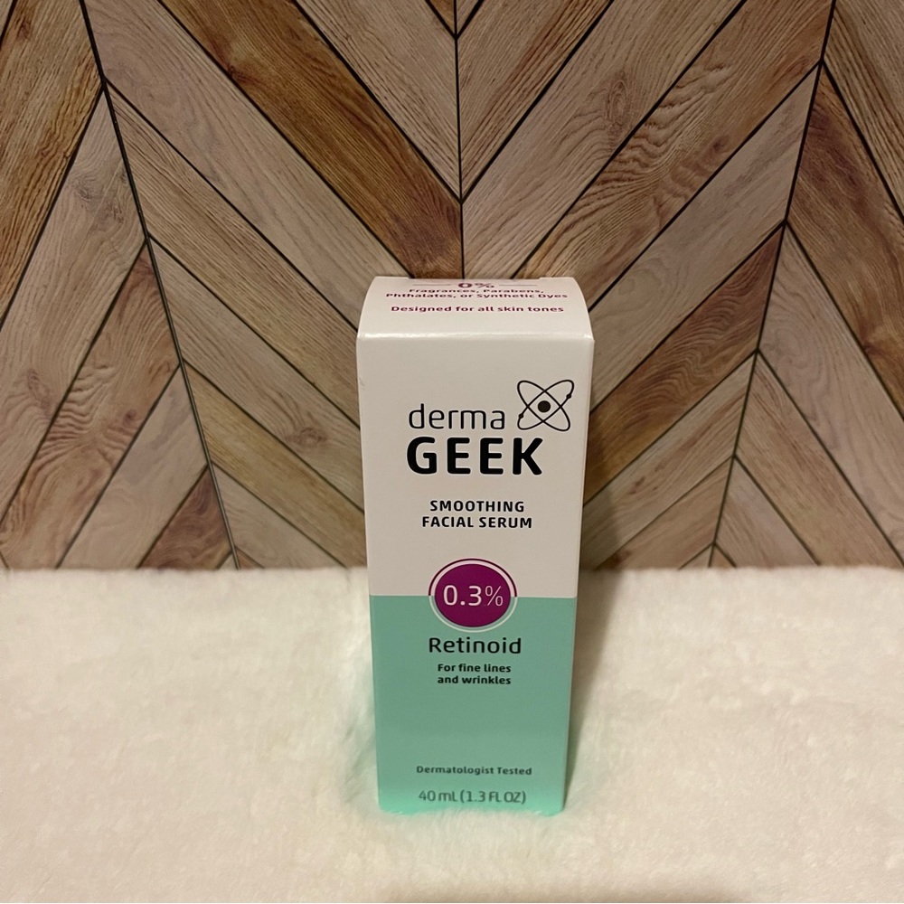 UnopenedDermaGeekSkincareSet - Picture 2 of 12